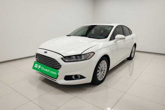 Ojetý Ford Mondeo 2013 2.0L GTDi 200 Luxury Model