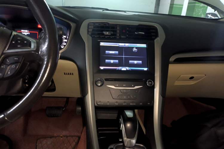 Used Ford Mondeo 2013 1.5L GTDi180 Fashion Edition Audio And AC Panel