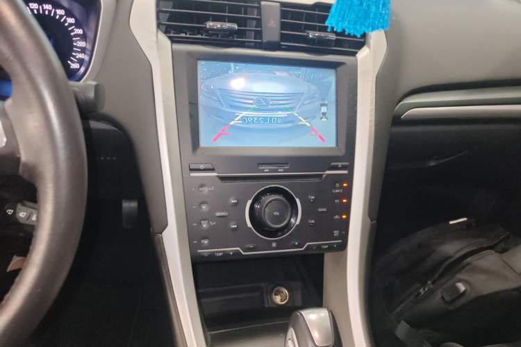 Used Ford Mondeo 2013 1.5L GTDi180 Fashion Edition Audio And AC Panel