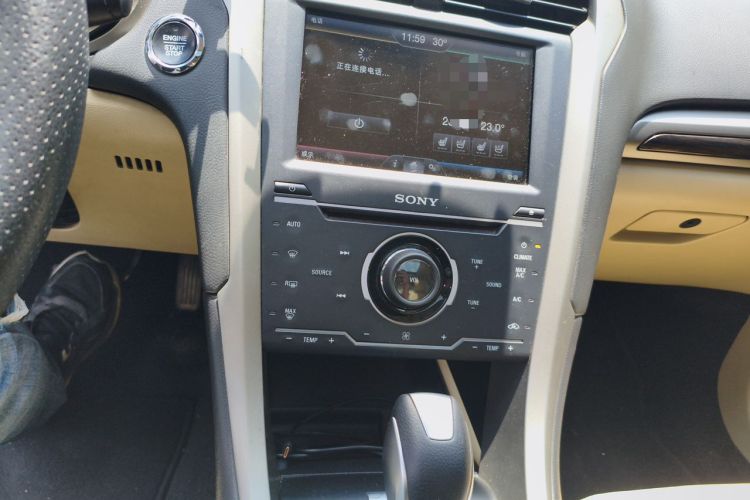 Used Ford Mondeo 2013 2.0L GTDi240 Ultimate Edition Audio And AC Panel