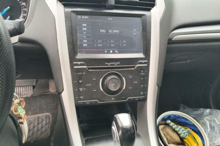 Used Ford Mondeo 2013 1.5L GTDi180 Fashion Edition Audio And AC Panel