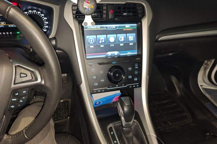 Used Ford Mondeo 2013 1.5L GTDi180 Fashion Edition Audio And AC Panel