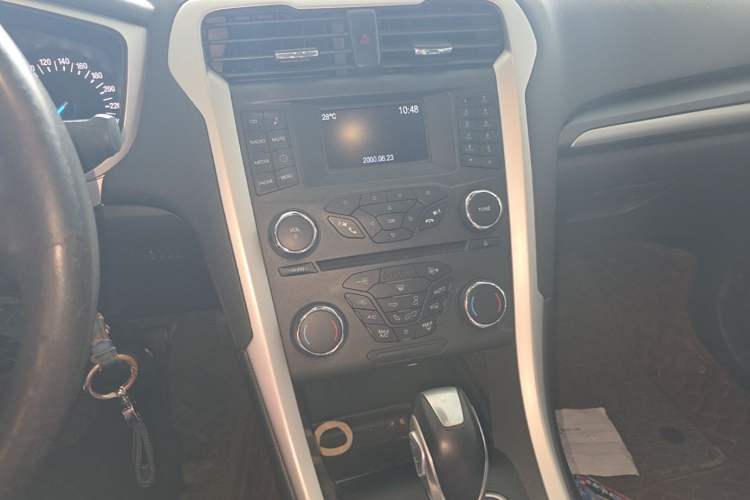 Used Ford Mondeo 2013 1.5L GTDi180 Fashion Edition Audio And AC Panel