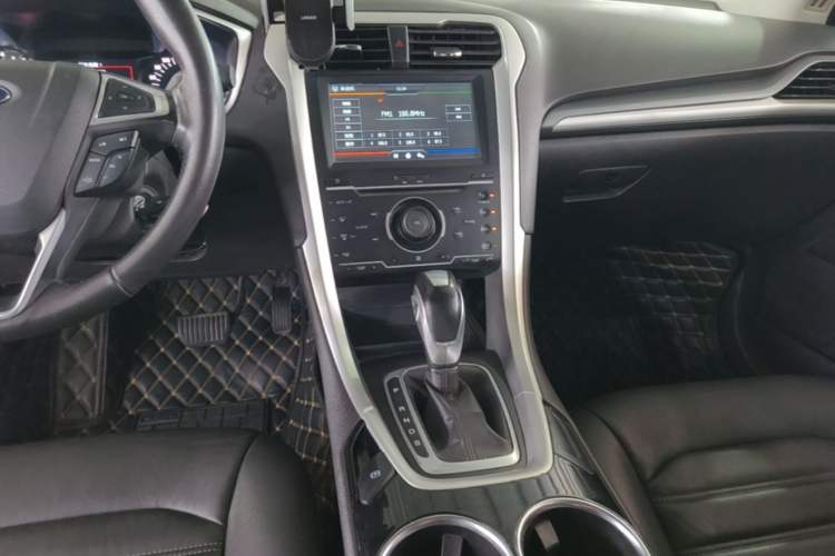 Used Ford Mondeo 2013 1.5L GTDi180 Fashion Edition Audio And AC Panel