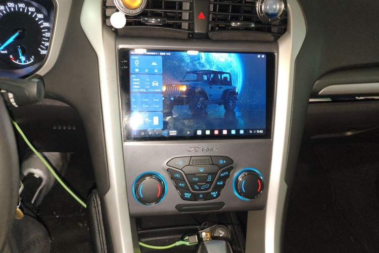 Used Ford Mondeo 2013 1.5L GTDi180 Fashion Edition Audio And AC Panel