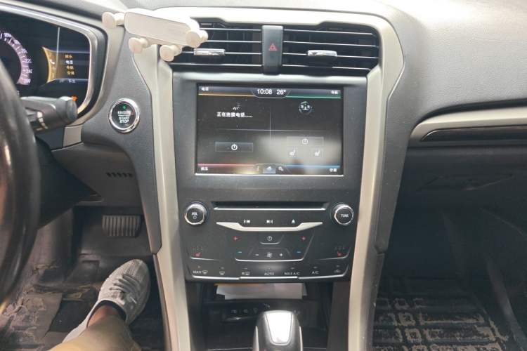 Used Ford Mondeo 2013 2.0L GTDi 200 Luxury Model Audio And AC Panel