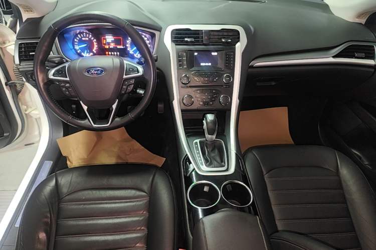 Used Ford Mondeo 2013 1.5L GTDi180 Fashion Edition Audio And AC Panel