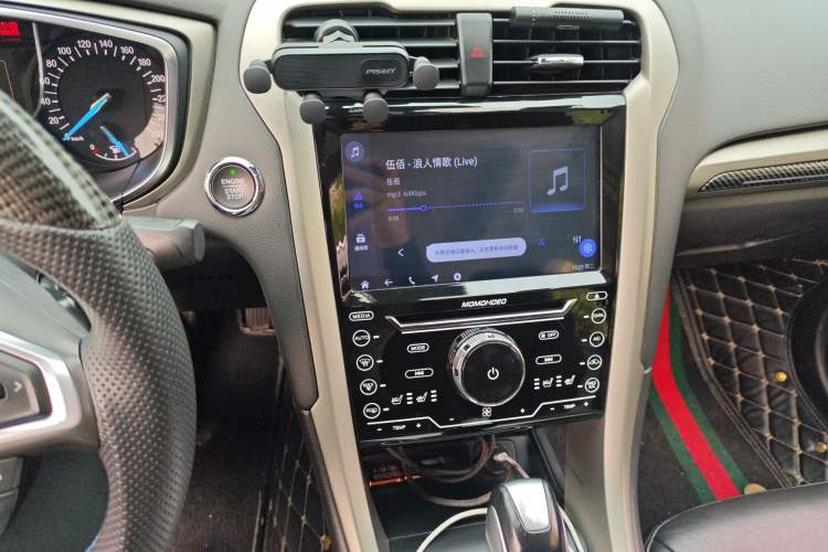 Used Ford Mondeo 2013 2.0L GTDi 200 Fashion Edition Audio And AC Panel