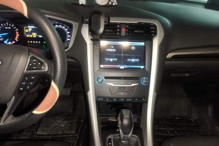 Used Ford Mondeo 2013 1.5L GTDi180 Fashion Edition Audio And AC Panel