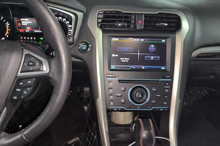 Used Ford Mondeo 2013 2.0L GTDi 200 Fashion Edition Audio And AC Panel