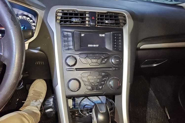 Used Ford Mondeo 2013 1.5L GTDi180 Fashion Edition Audio And AC Panel