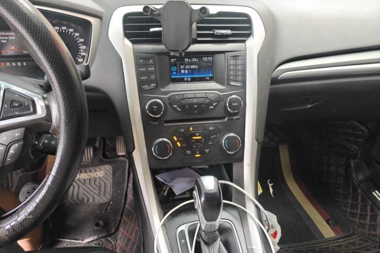 Used Ford Mondeo 2013 1.5L GTDi180 Fashion Edition Audio And AC Panel