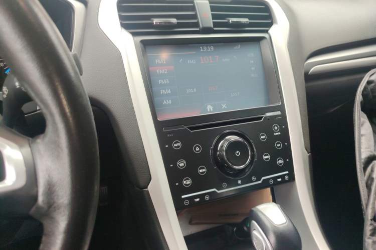 Used Ford Mondeo 2013 1.5L GTDi180 Fashion Edition Audio And AC Panel
