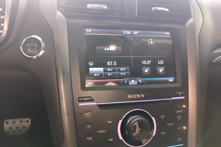 Used Ford Mondeo 2013 2.0L GTDi240 Luxury Sport Model Audio And AC Panel