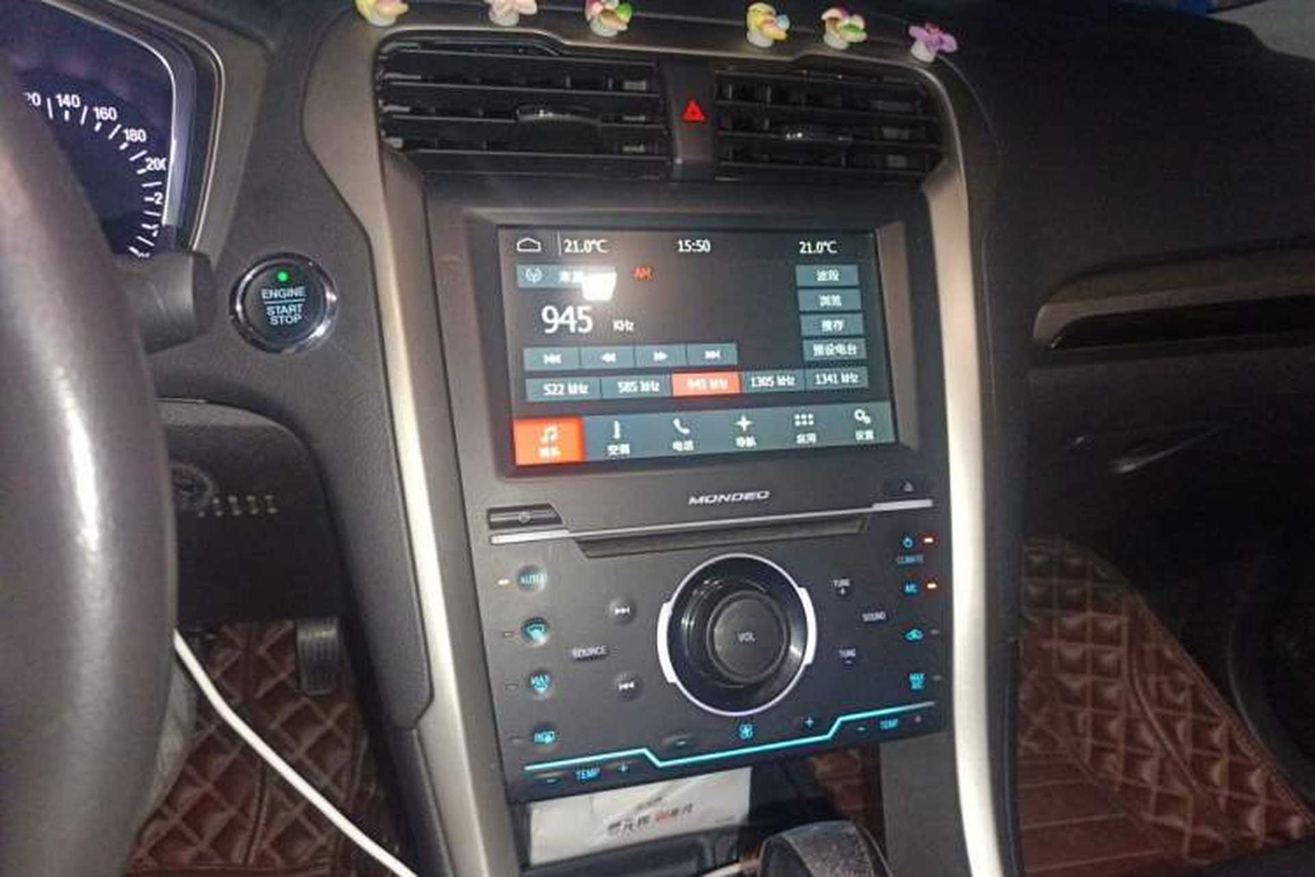 Used Ford Mondeo 2013 2.0L GTDi 200 Fashion Edition Audio And AC Panel