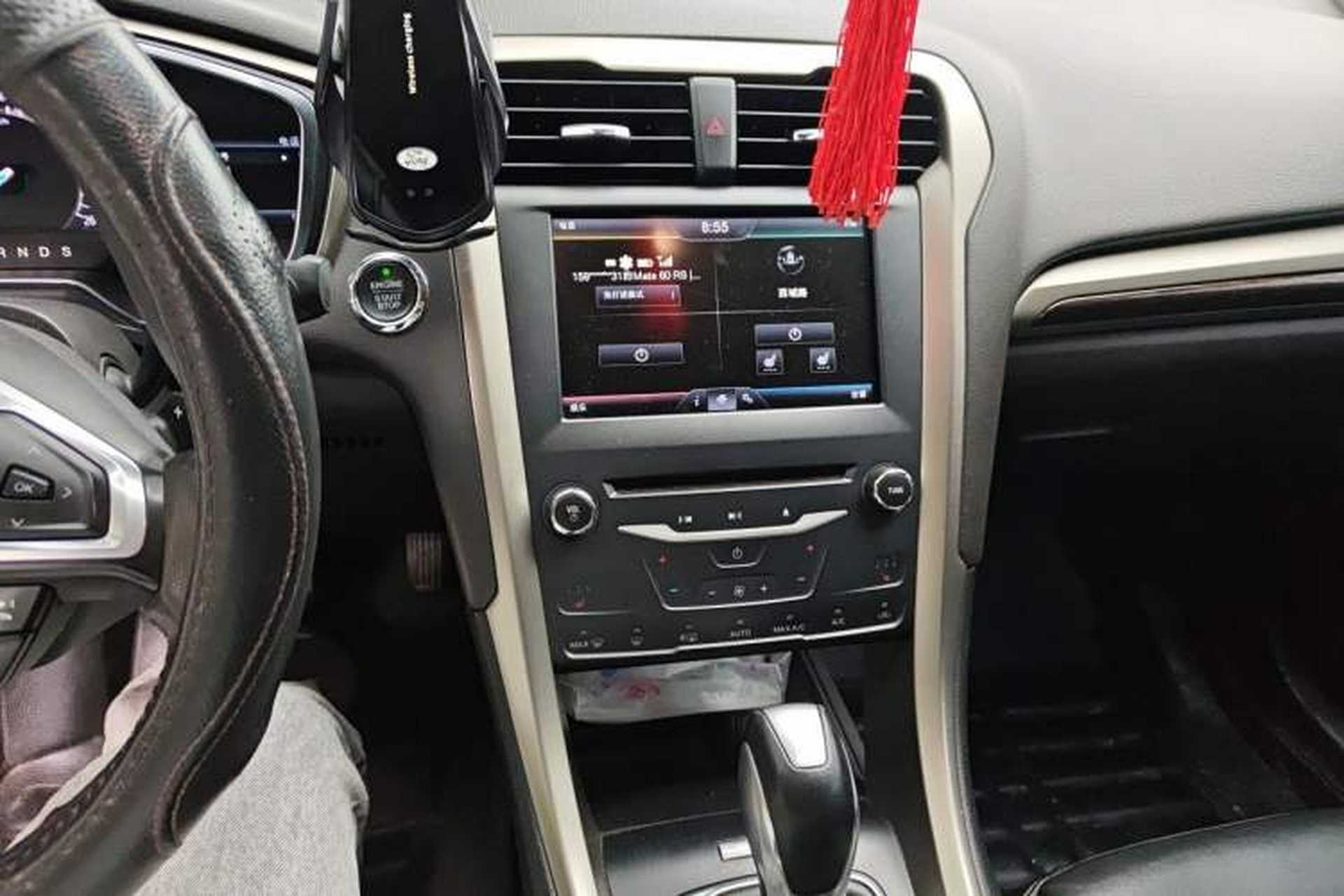 Used Ford Mondeo 2013 2.0L GTDi 200 Luxury Model Audio And AC Panel