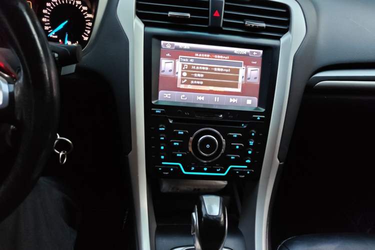 Used Ford Mondeo 2013 1.5L GTDi180 Fashion Edition Audio And AC Panel