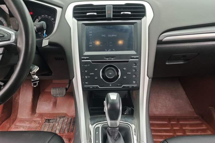 Used Ford Mondeo 2013 1.5L GTDi180 Fashion Edition Audio And AC Panel