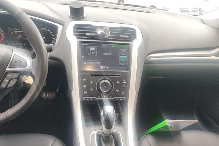 Used Ford Mondeo 2013 1.5L GTDi180 Fashion Edition Audio And AC Panel