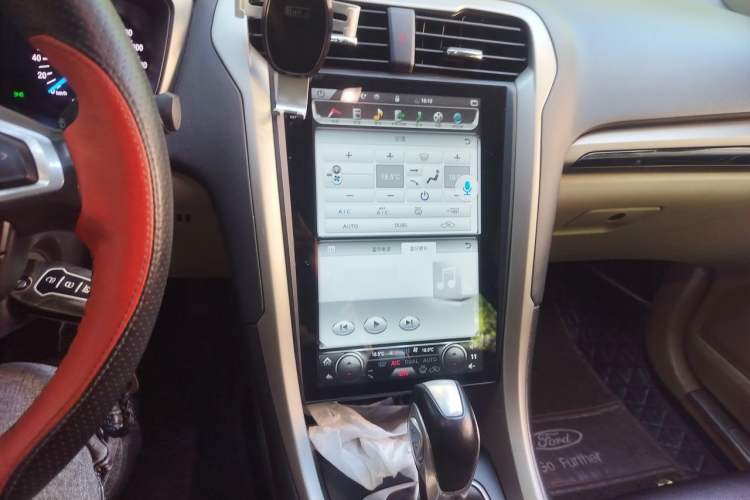 Used Ford Mondeo 2013 1.5L GTDi180 Comfort Model Audio And AC Panel