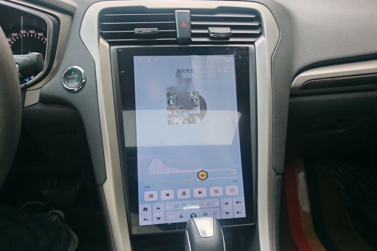 Used Ford Mondeo 2013 2.0L GTDi 200 Fashion Edition Audio And AC Panel