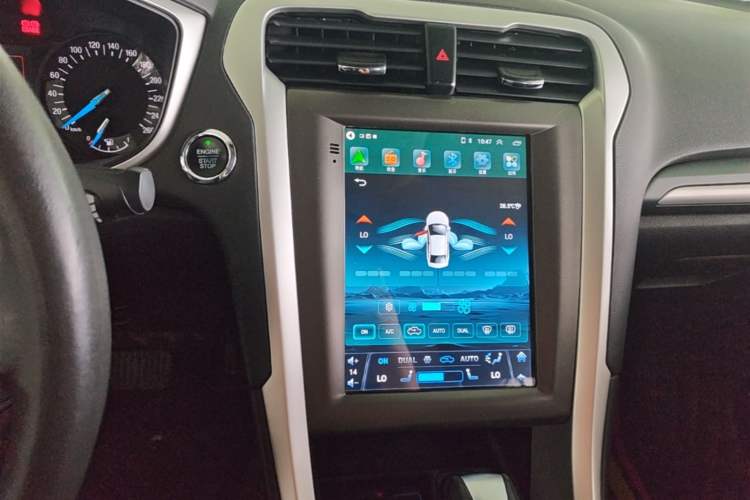 Used Ford Mondeo 2013 1.5L GTDi180 Fashion Edition Audio And AC Panel