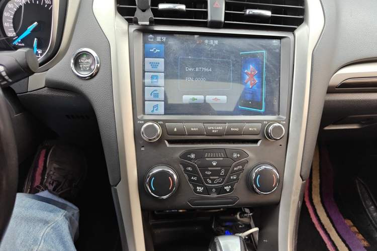 Used Ford Mondeo 2013 2.0L GTDi 200 Fashion Edition Audio And AC Panel
