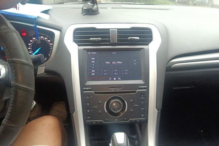 Used Ford Mondeo 2013 1.5L GTDi180 Fashion Edition Audio And AC Panel