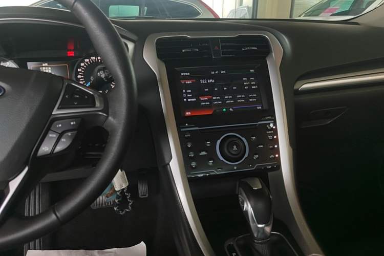 Used Ford Mondeo 2013 1.5L GTDi180 Fashion Edition Audio And AC Panel