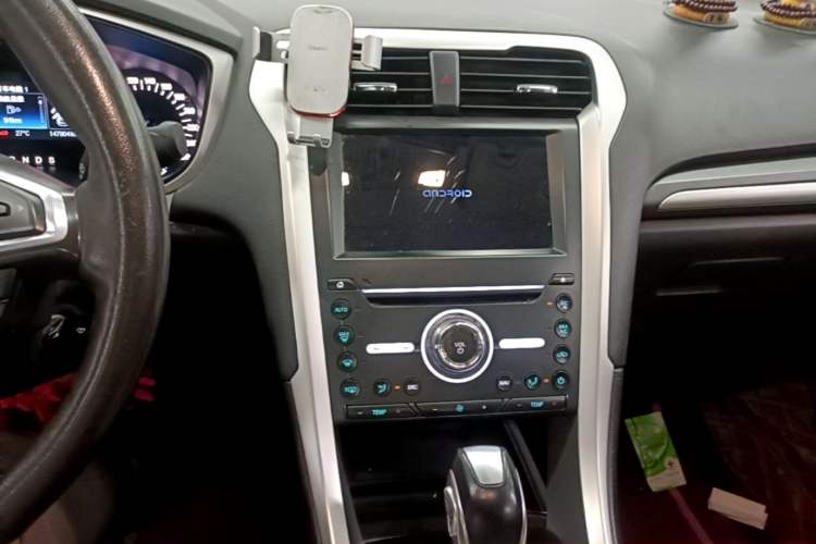 Used Ford Mondeo 2013 1.5L GTDi180 Fashion Edition Audio And AC Panel