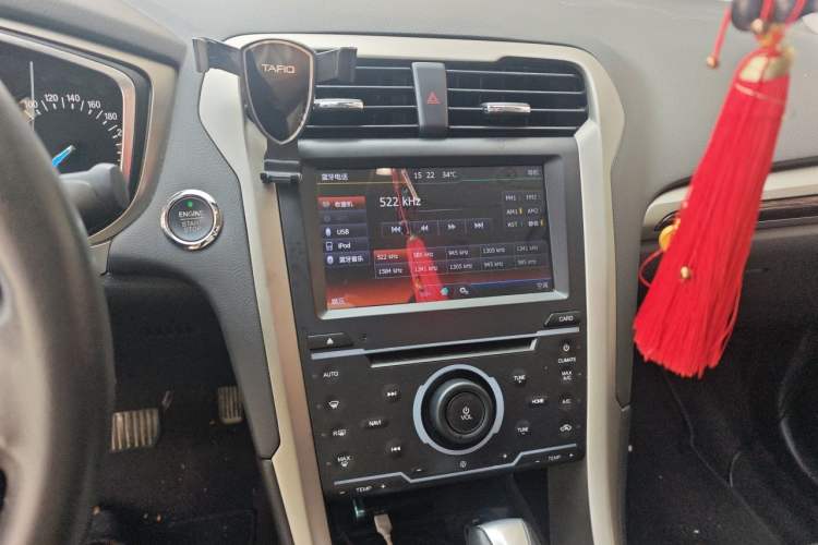 Used Ford Mondeo 2013 2.0L GTDi 200 Fashion Edition Audio And AC Panel