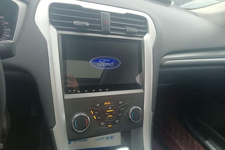 Used Ford Mondeo 2013 1.5L GTDi180 Fashion Edition Audio And AC Panel