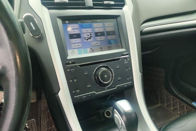 Used Ford Mondeo 2013 1.5L GTDi180 Fashion Edition Audio And AC Panel