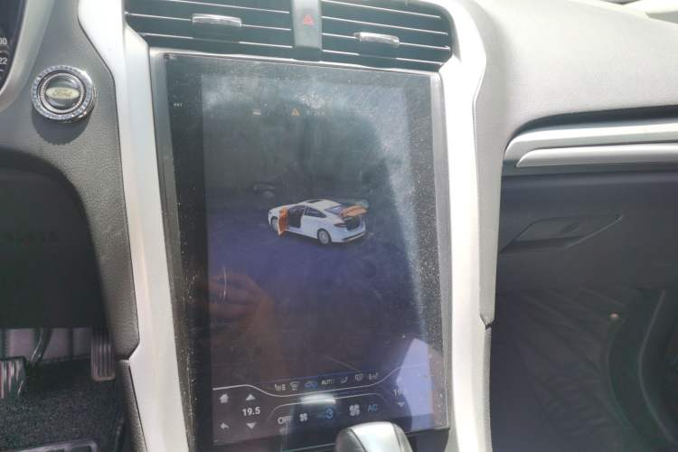 Used Ford Mondeo 2013 1.5L GTDi180 Fashion Edition Audio And AC Panel