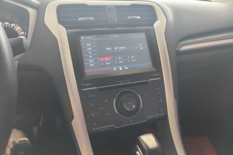 Used Ford Mondeo 2013 1.5L GTDi180 Fashion Edition Audio And AC Panel