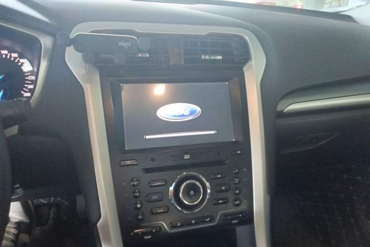 Used Ford Mondeo 2013 1.5L GTDi180 Fashion Edition Audio And AC Panel