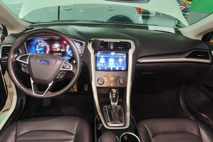 Used Ford Mondeo 2013 1.5L GTDi180 Fashion Edition Audio And AC Panel