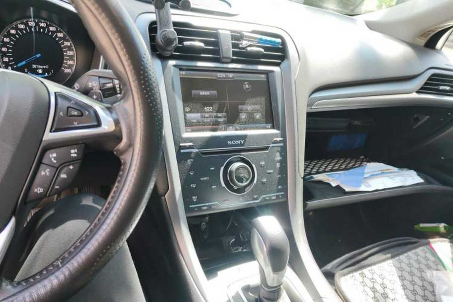 Used Ford Mondeo 2013 2.0L GTDi240 Luxury Sport Model Audio And AC Panel