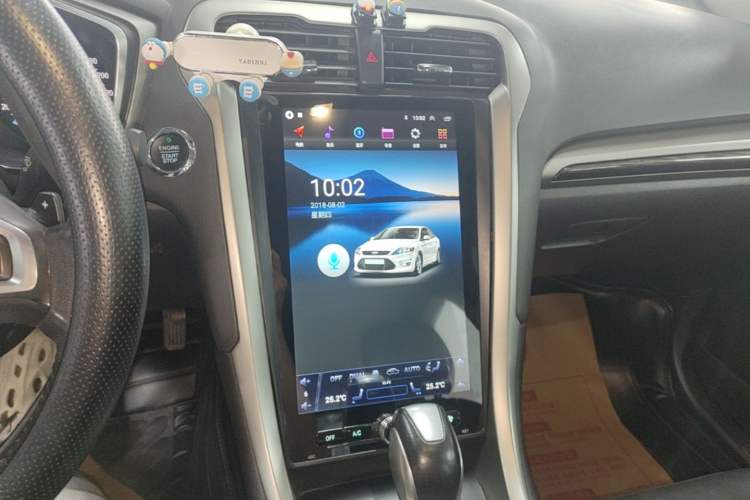 Used Ford Mondeo 2013 2.0L GTDi 200 Fashion Edition Audio And AC Panel