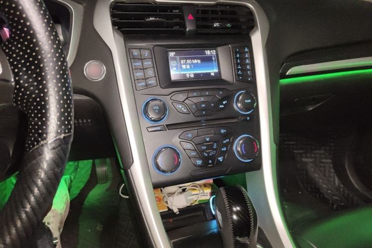 Used Ford Mondeo 2013 1.5L GTDi180 Fashion Edition Audio And AC Panel