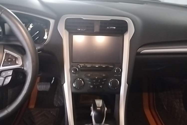 Used Ford Mondeo 2013 1.5L GTDi180 Fashion Edition Audio And AC Panel