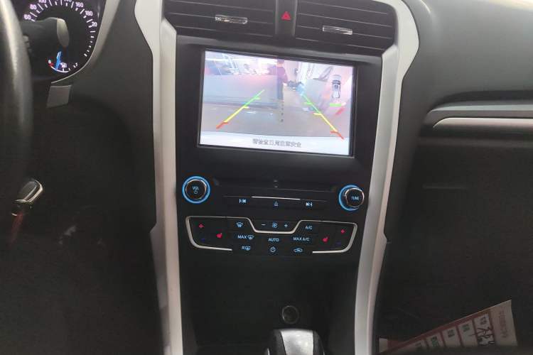 Used Ford Mondeo 2013 1.5L GTDi180 Fashion Edition Audio And AC Panel