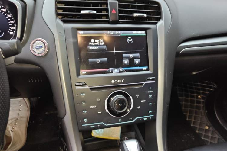 Used Ford Mondeo 2013 2.0L GTDi240 Flagship Edition Audio And AC Panel