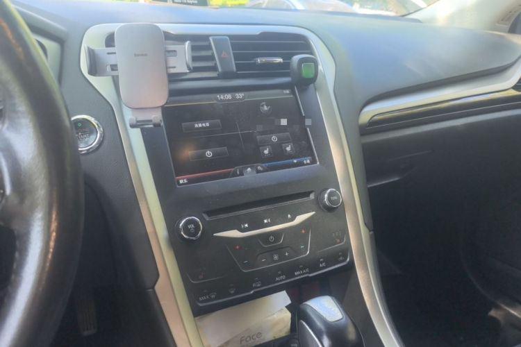Used Ford Mondeo 2013 2.0L GTDi 200 Luxury Model Audio And AC Panel