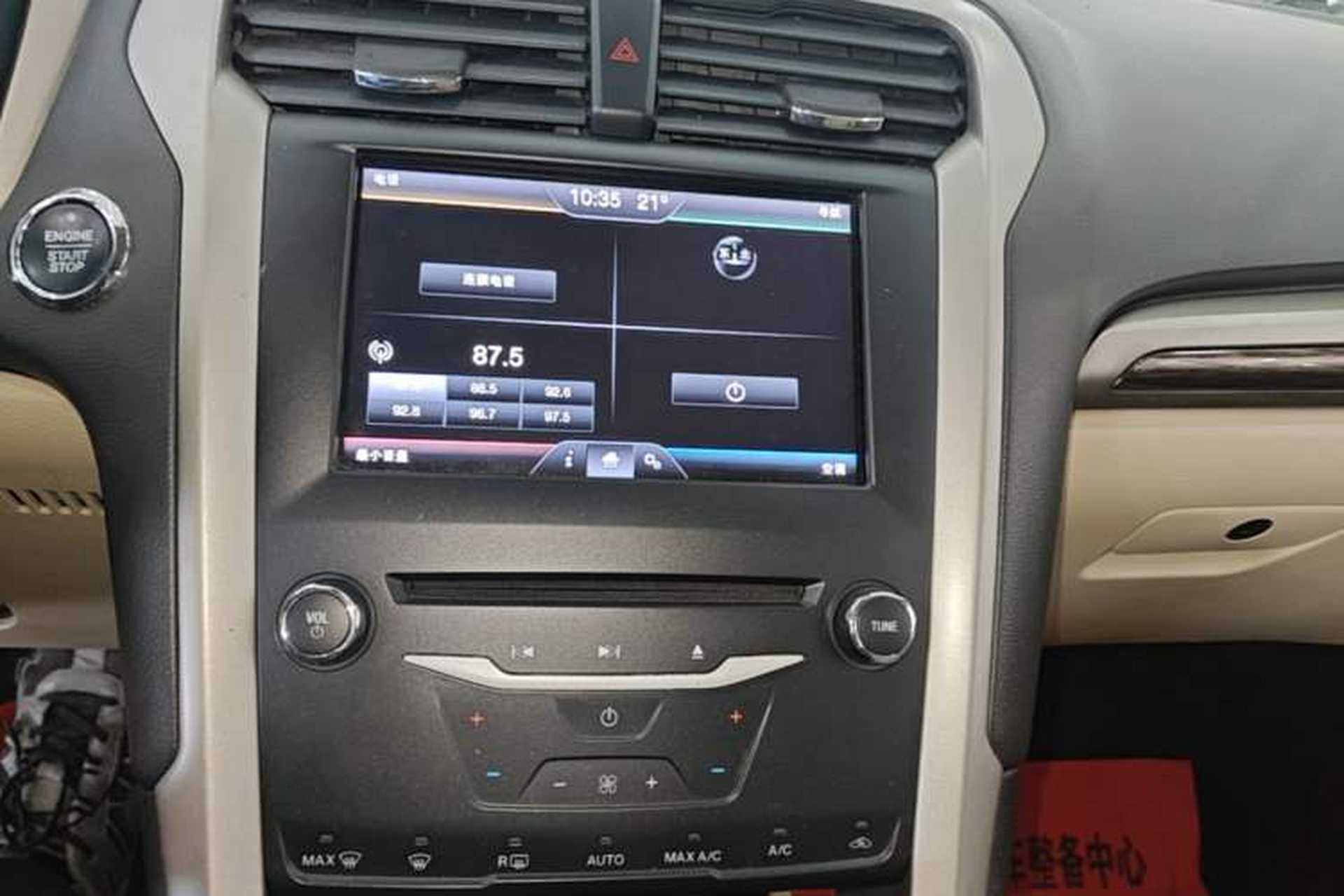 Used Ford Mondeo 2013 2.0L GTDi 200 Fashion Edition Audio And AC Panel