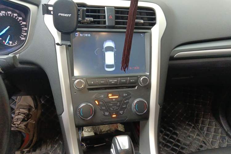 Used Ford Mondeo 2013 1.5L GTDi180 Fashion Edition Audio And AC Panel