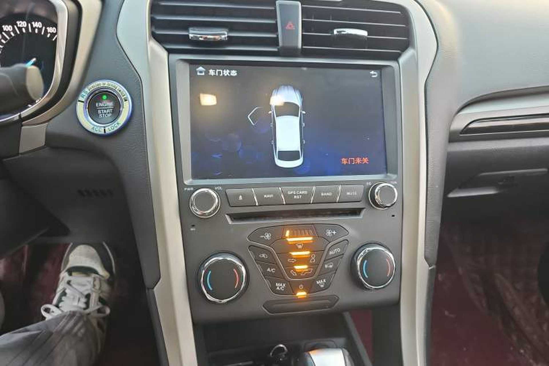 Used Ford Mondeo 2013 2.0L GTDi 200 Fashion Edition Audio And AC Panel