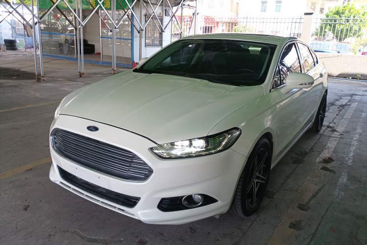 Ojetý Ford Mondeo 2013 2.0L GTDi 200 Luxury Model Guazi used car, China used car export, Used car for sale, Used cars, Cheapest cars for sale