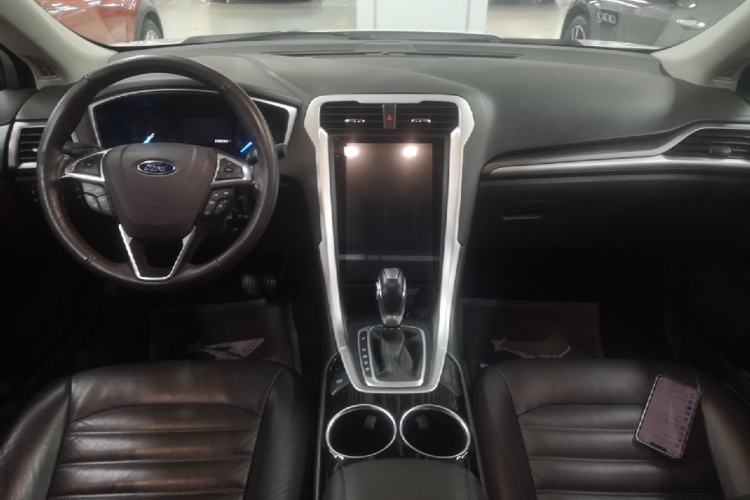 Used Ford Mondeo 2013 1.5L GTDi180 Fashion Edition Center Console