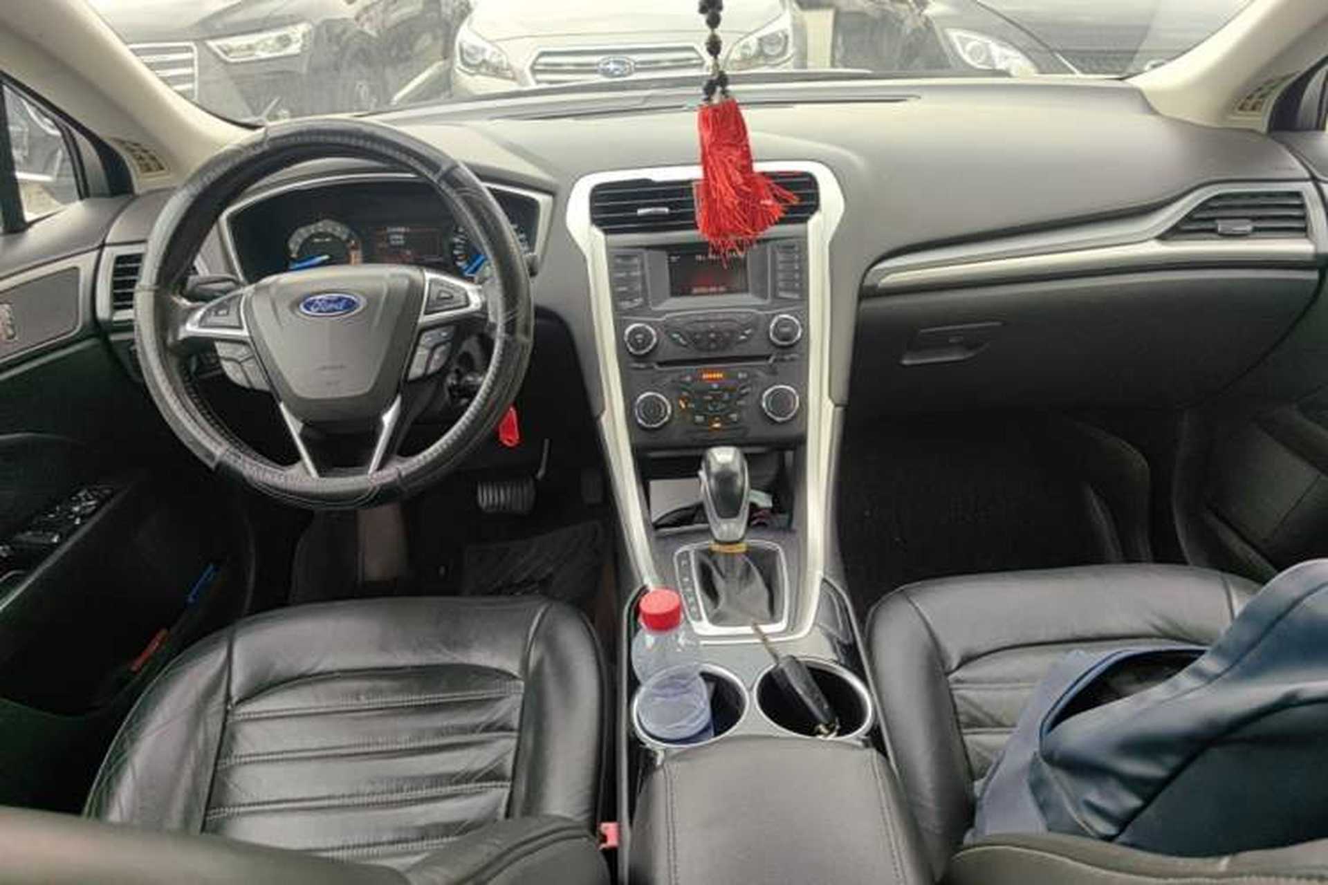 Used Ford Mondeo 2013 1.5L GTDi180 Fashion Edition Center Console